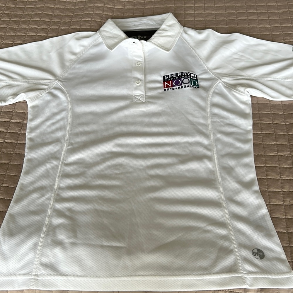 Women gill 2012 regattas shirt